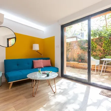 Monserby Apartment